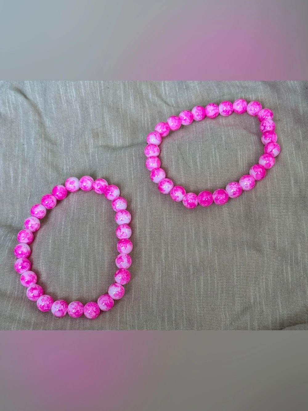 N/A vibrant pink